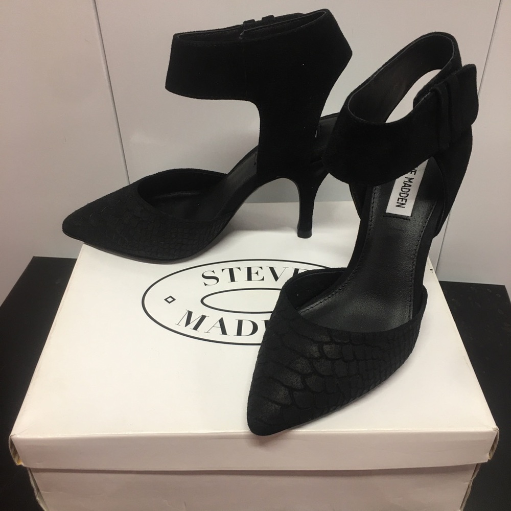 Steve Madden Black Textured Women's Heels